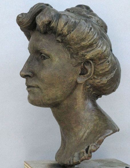 bust side view
